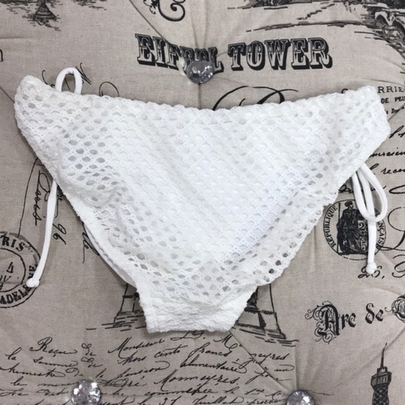 NWOT Robin Piccone Mesh String Bikini Bottoms - Picture 5 of 7